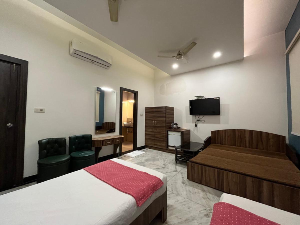 Hotel Moti Palace Agra  Εξωτερικό φωτογραφία