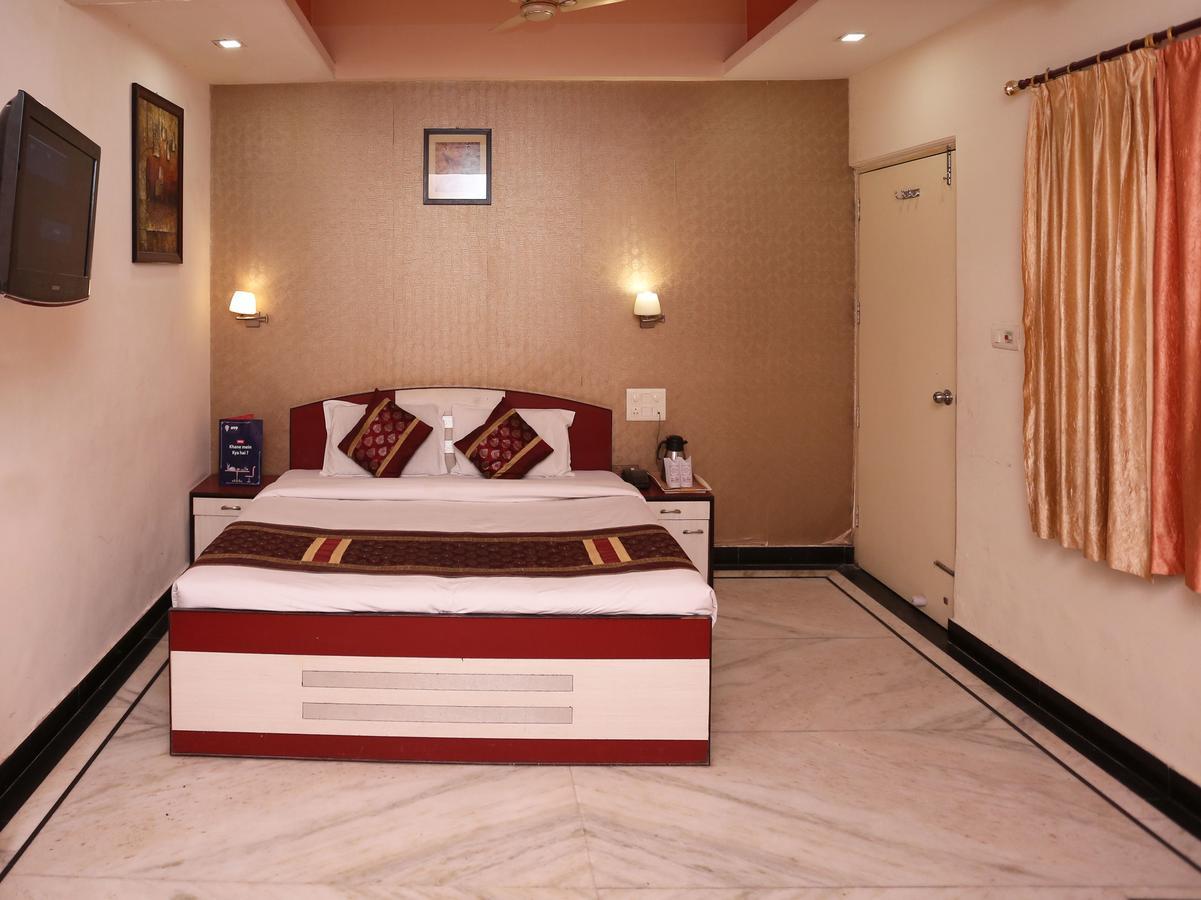 Hotel Moti Palace Agra  Εξωτερικό φωτογραφία