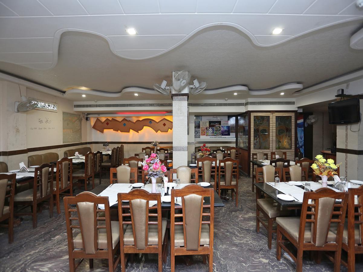 Hotel Moti Palace Agra  Εξωτερικό φωτογραφία