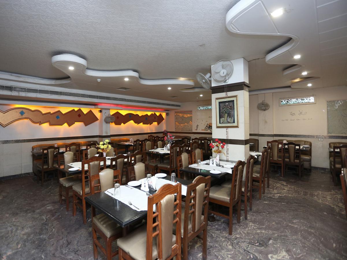 Hotel Moti Palace Agra  Εξωτερικό φωτογραφία