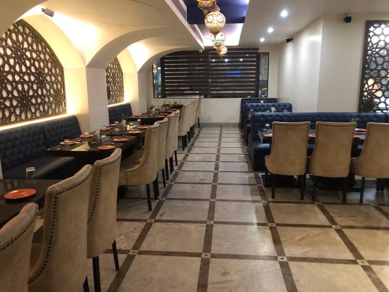 Hotel Moti Palace Agra  Εξωτερικό φωτογραφία